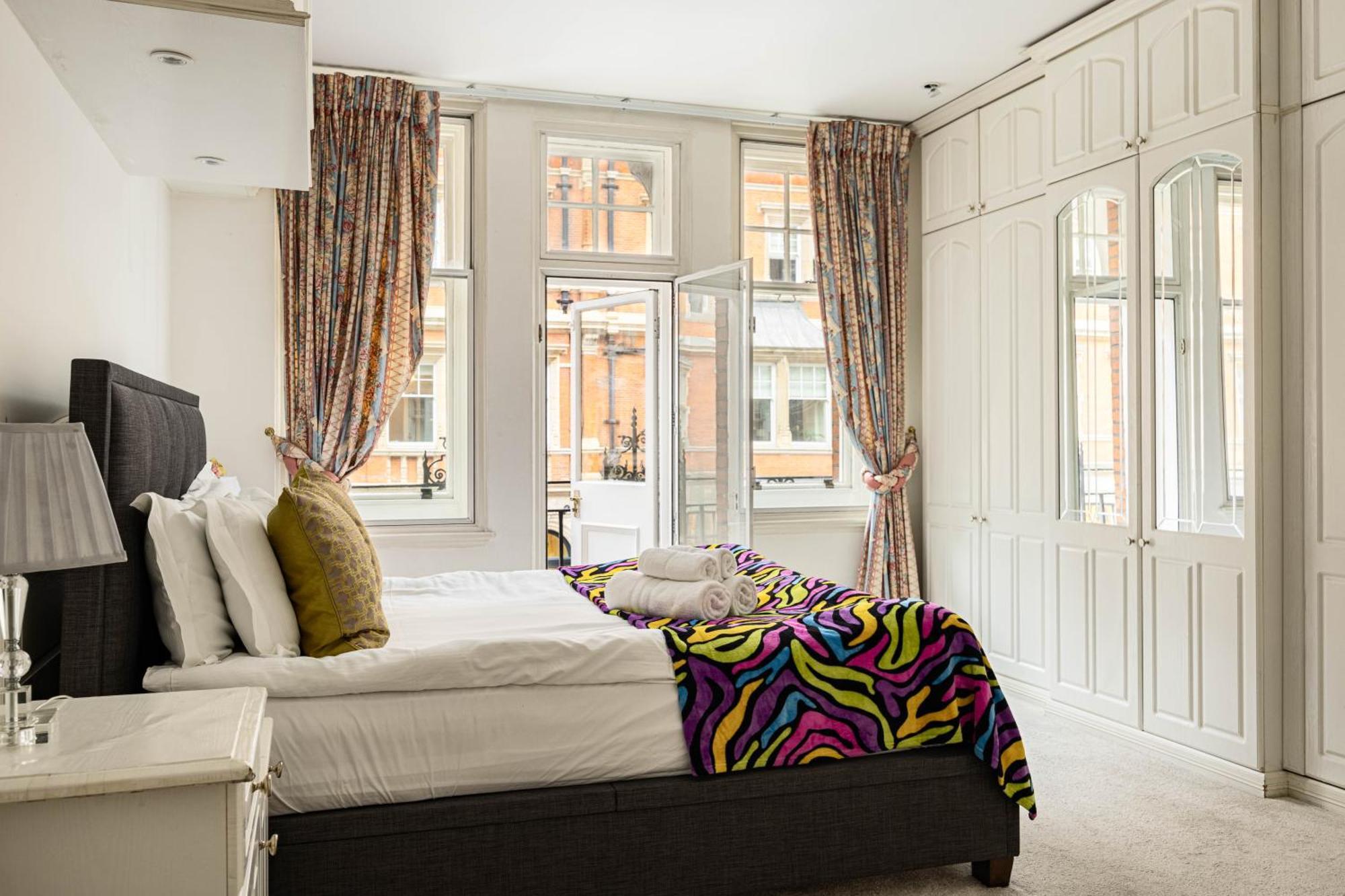 2 Bdr Mayfair & Selfridges Lux Pad Londra